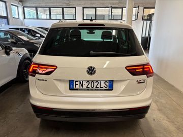 Volkswagen Tiguan - 6