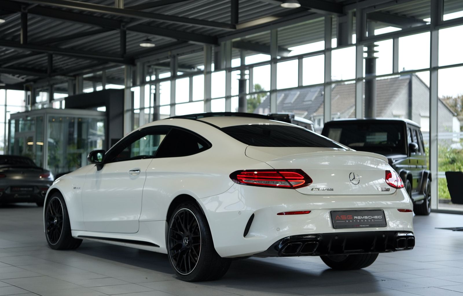 Mercedes Benz C 63 Amg
