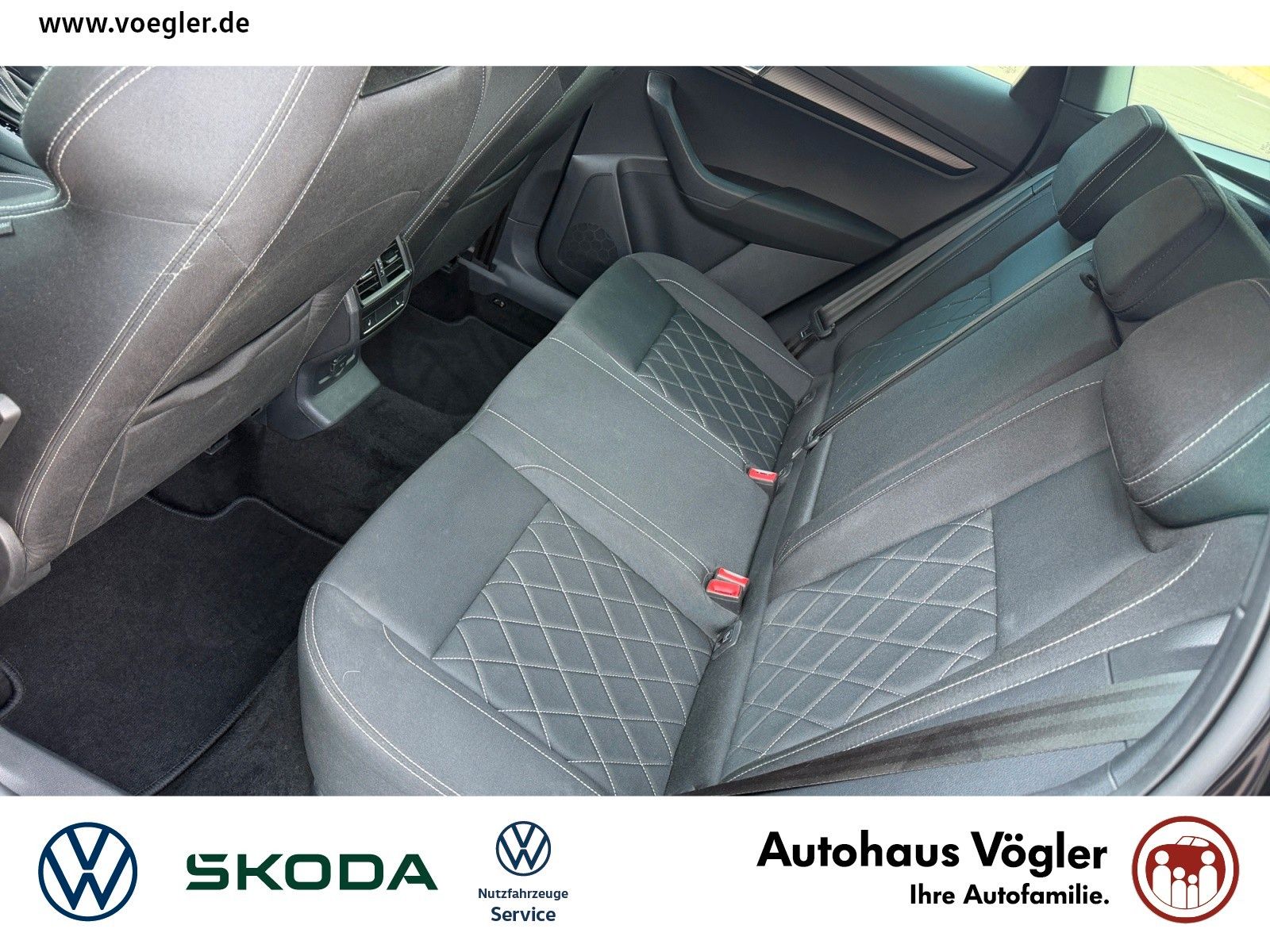 Karoq 2,0 TSI 4x4 Sportline AHK Kamera Navi ACC