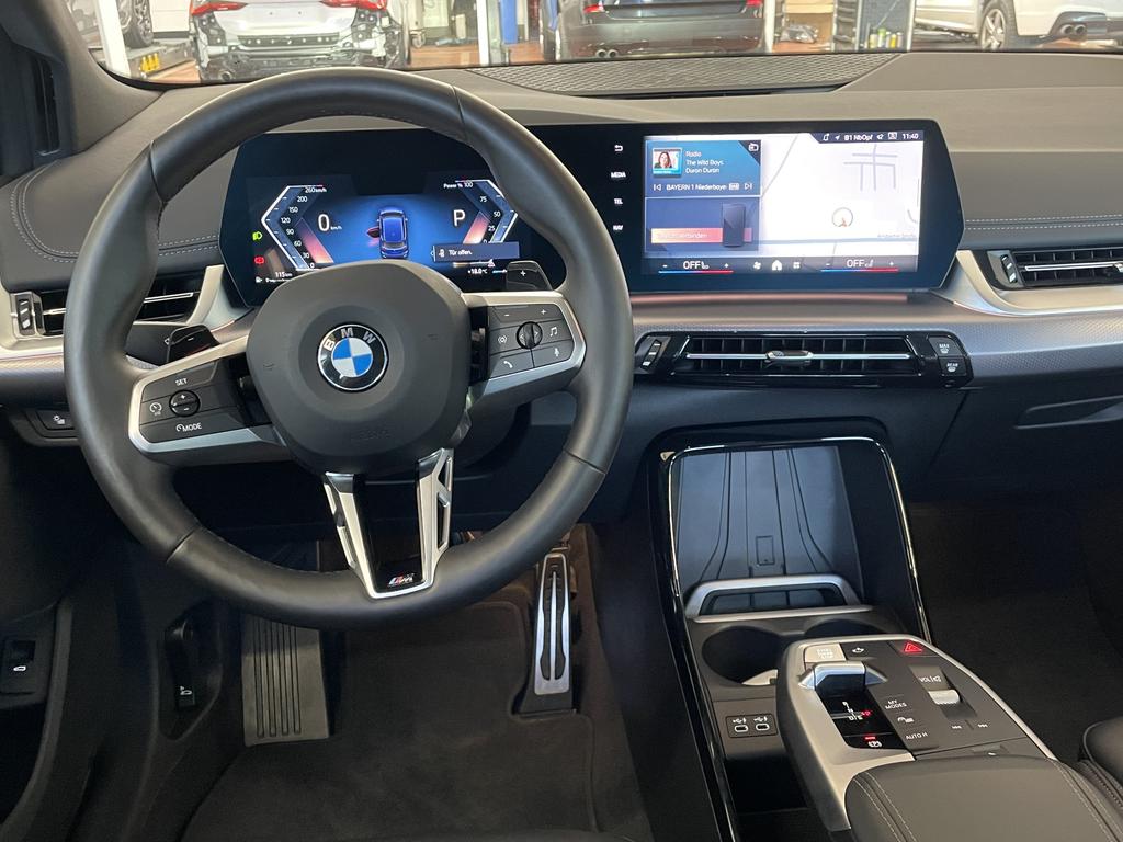 BMW 220