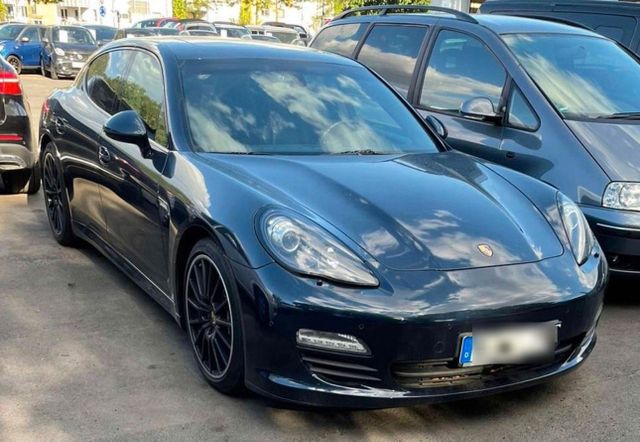 Porsche Panamera 3.0 Diesel Tausch möglich...