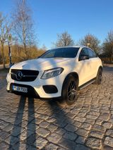 Mercedes-Benz GLE 350 d 4MATIC - - Mercedes-Benz GLE 350: Coupé
