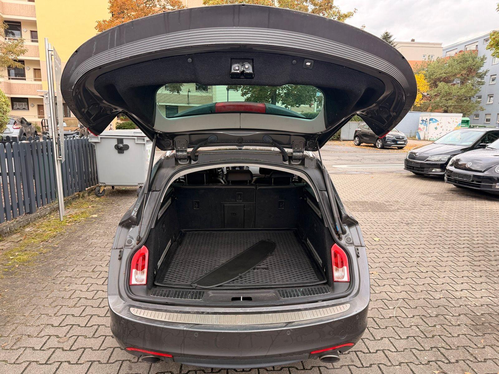 Opel Insignia 2011 — photo 6