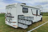 LMC Breezer A 714 G - Solar + Hubstützen
