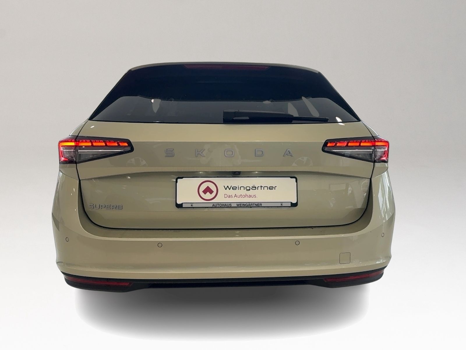 Superb Combi 2.0 TDI Selection, AHK, Matrix LED,