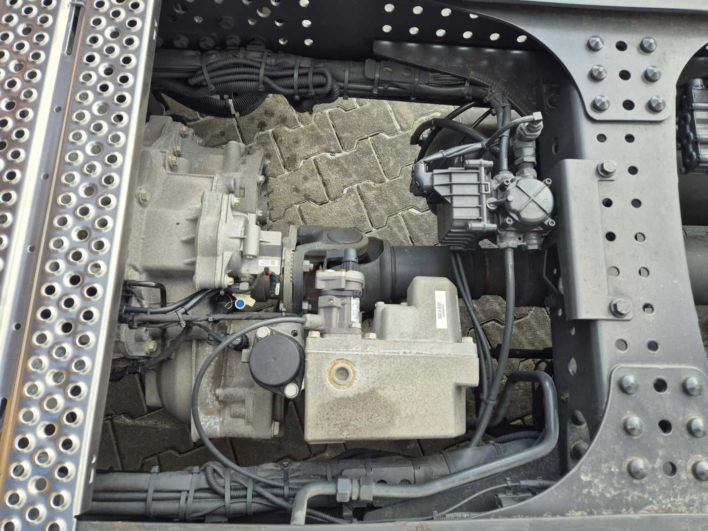 Fahrzeugabbildung Mercedes-Benz Actros 1848 LSnRL Öl-Retarder MirrorCam PPC DAB