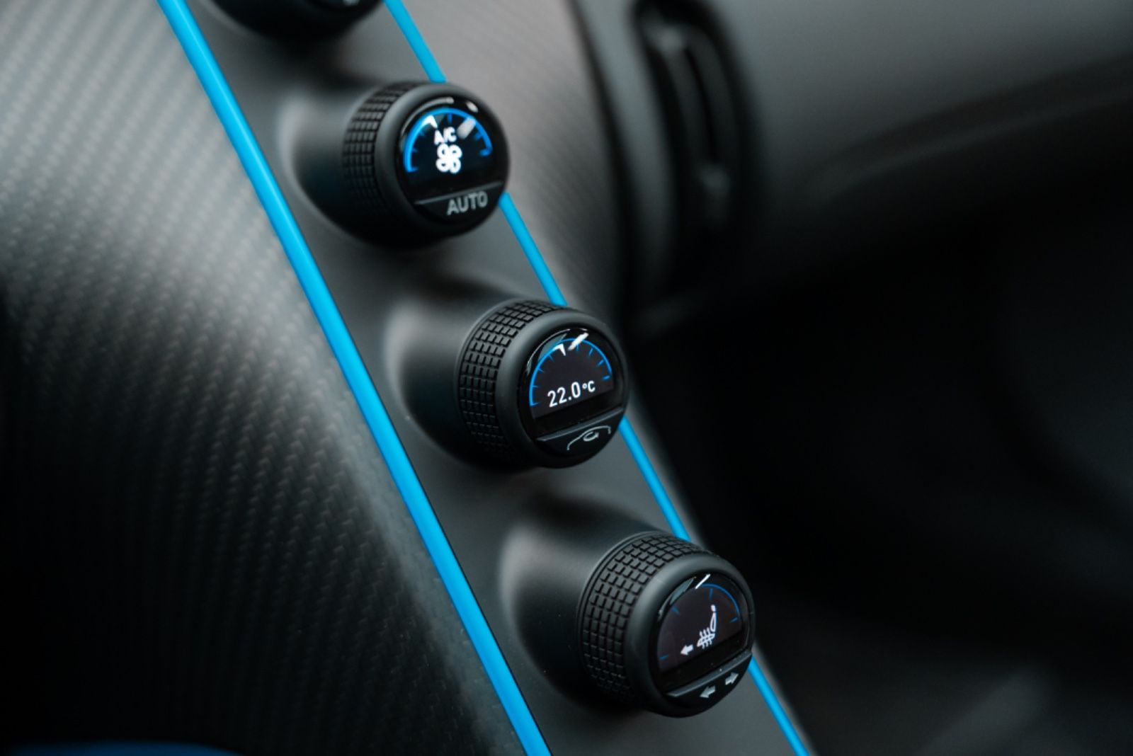 Fahrzeugabbildung Bugatti Chiron Pur Sport 1of60/SKY VIEW