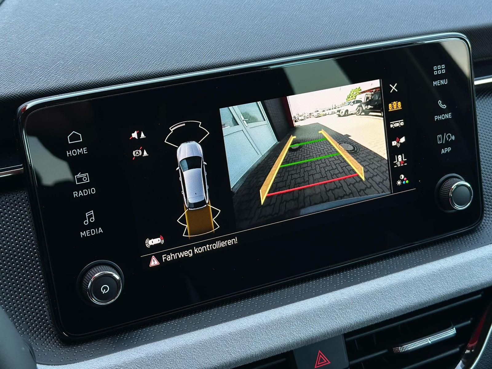 SKODA Scala 1.0TSI SELECTION LED#TEMPO#VIRTUAL#SPUR#FH - Image 21