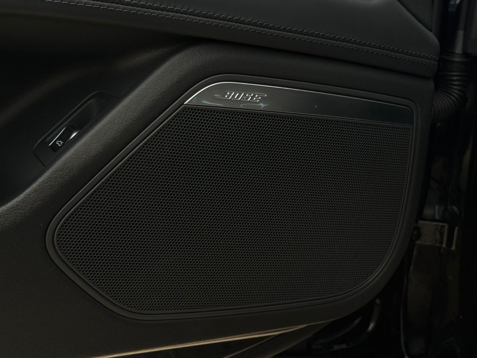 Fahrzeugabbildung Audi S7 SB 4.0 TFSI Quattro Akustik DCC BOSE Matrix