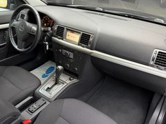 Fahrzeugabbildung Opel Signum 1.9 CDTI Edition / Automatik Xenon Tempom