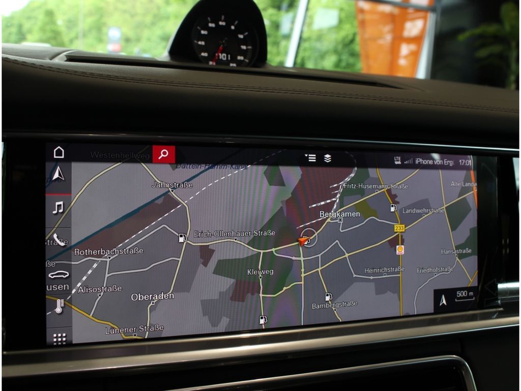 Fahrzeugabbildung Porsche Panamera GTS 4.0 Sport Chrono Sport Design*1Hand