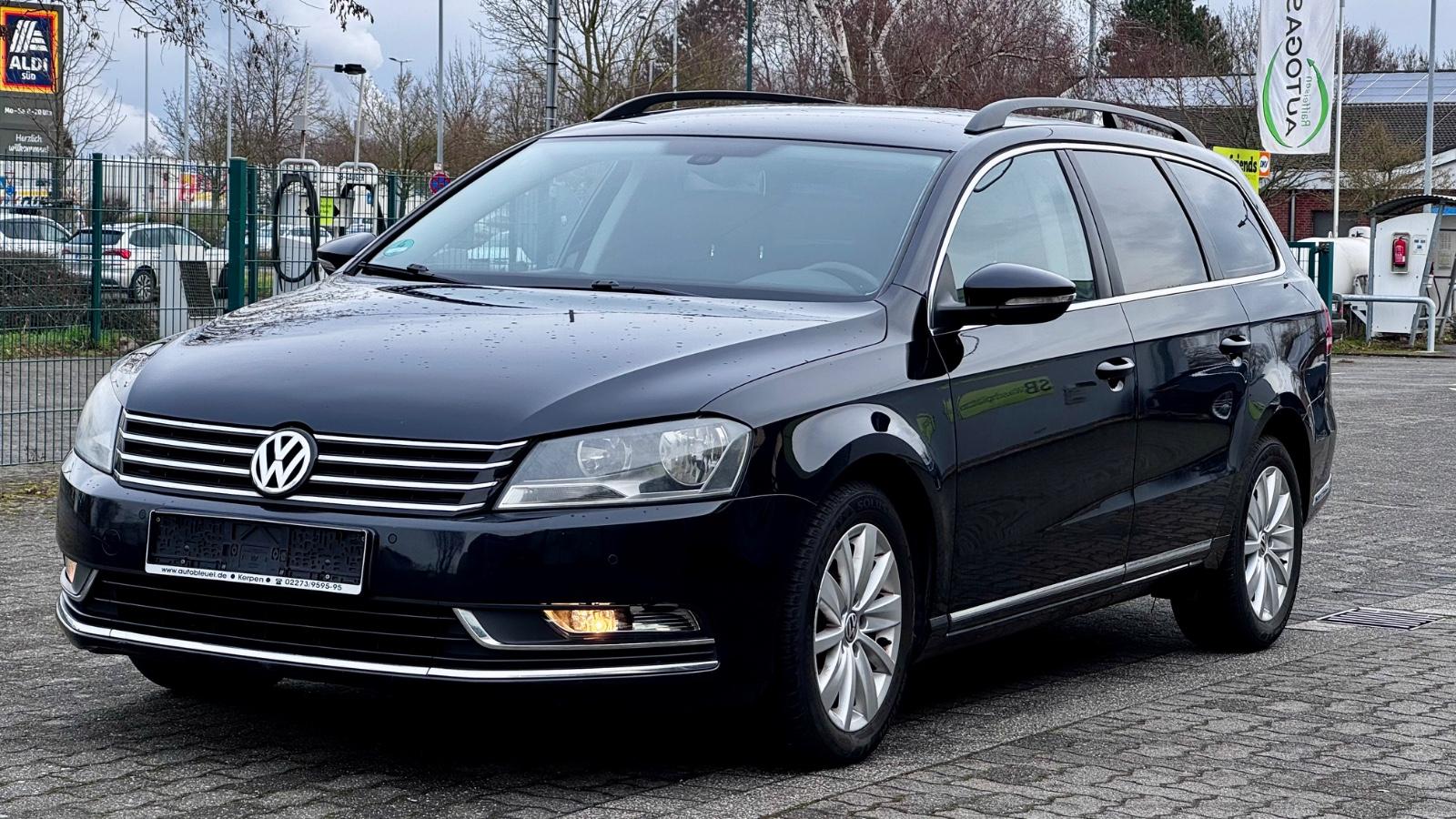 Volkswagen Passat Variant Comfortline NAVI AHK DSG