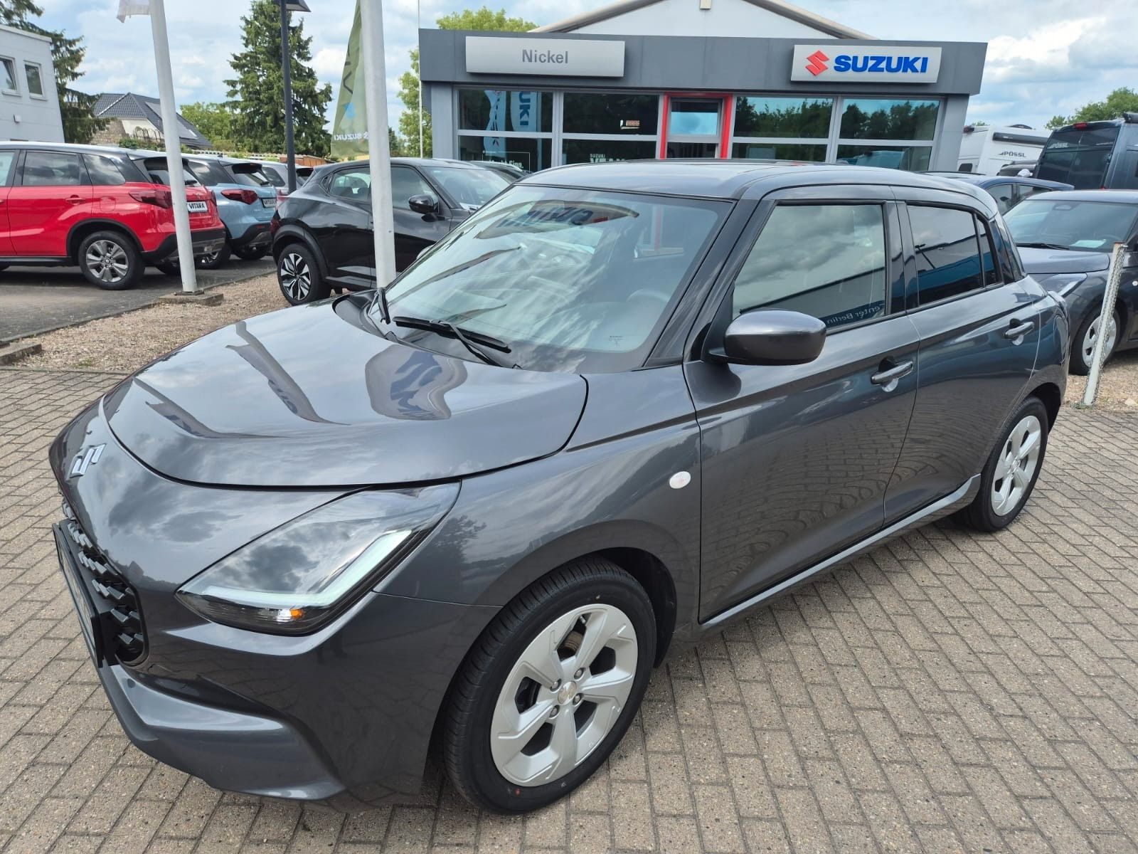 SUZUKI Swift