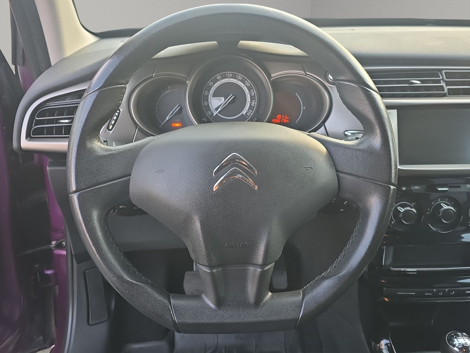 Fahrzeugabbildung Citroën C3 Selection/KLIMA/TÜV NEU/PDC