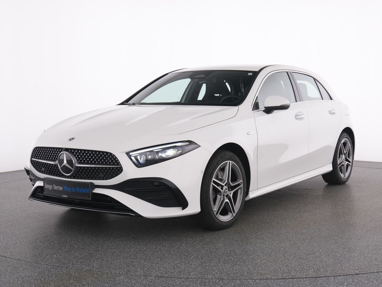 Mercedes-Benz A 250e AMG+NavPrem+MBeam+KeylG+Ambiente+Spur+RFK imagem 2