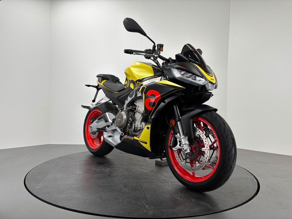 Fahrzeugabbildung Aprilia TUONO 660 *NEUWERTIG *1. HAND