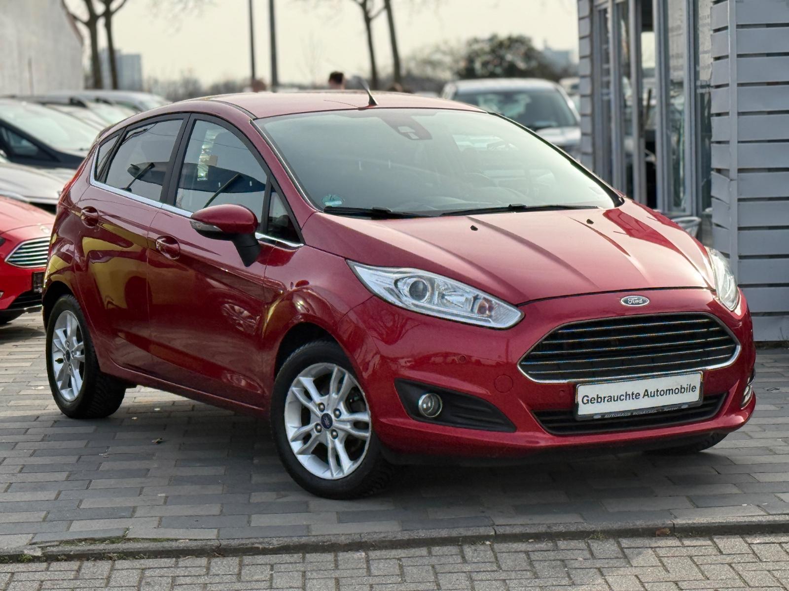 Ford Fiesta Titanium LED 5Türe Klima SHZ PDC