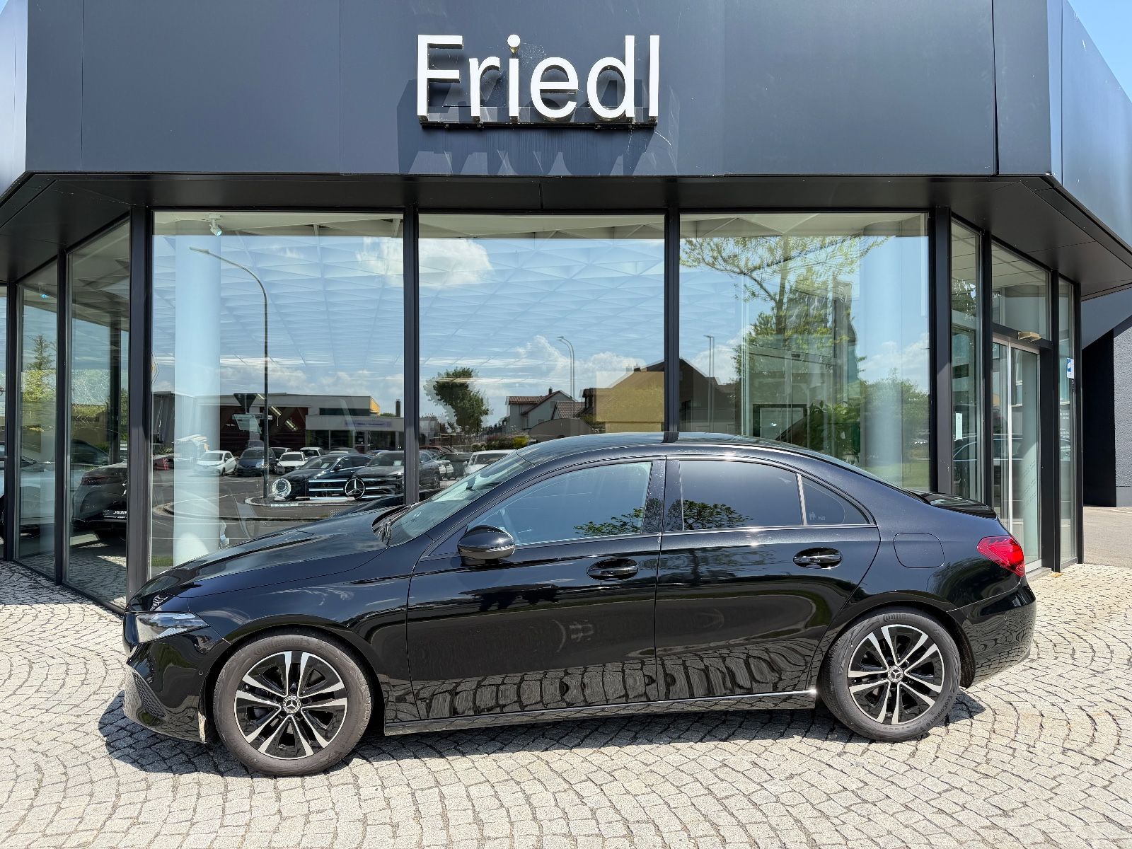 MERCEDES-BENZ A 200 d Lim. Progr. Kamera, LED,