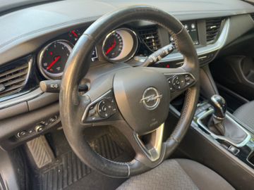 Opel Insignia - 8