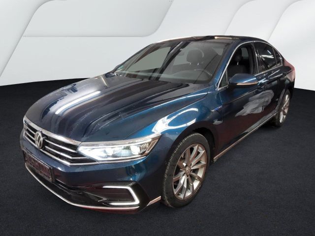 Volkswagen Passat Lim. GTE*R-Line*PANORAMA*HeadUp*Standhzg*