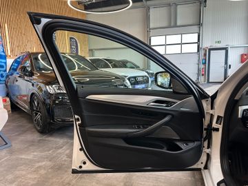 BMW 530 i Sport Line *HeadUP*Standh*LED*360*VOLL*