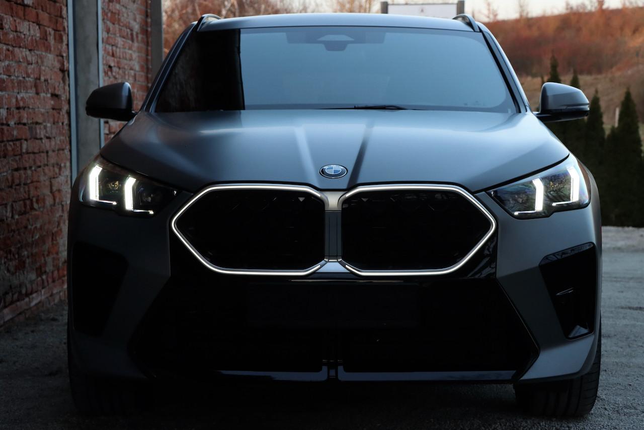 BMW X2 18d*UVP65*M-SPORT*FROZEN-MATT*AHK*INDIVIDUAL*