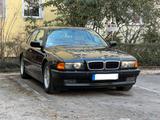 BMW 735i A Shadowline Doppelverglasung Leder Xenon - schwarze BMW 735
