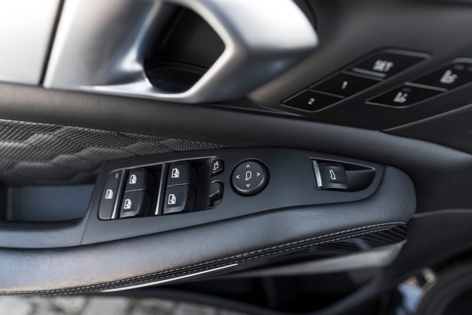 Fahrzeugabbildung BMW X5 M Competition B&W HUD 360 MASSAGE CARPLAY ACC