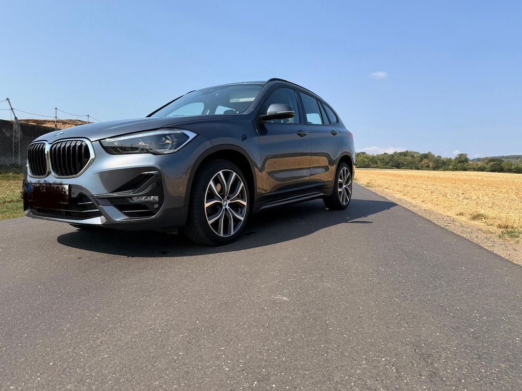 Image of BMW X1
