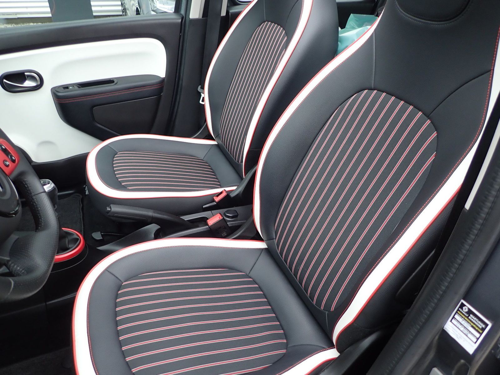 Fahrzeugabbildung Renault Twingo Intens