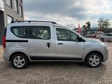 Dacia Dokker Comfort Turbo *1.Hand,SHZ,RFK,PDC-h,Navi* - silberne Dacia Dokker
