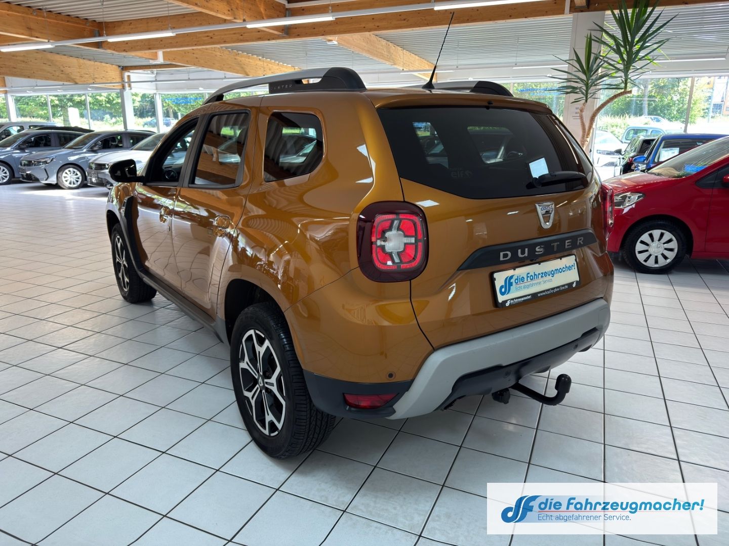 Fahrzeugabbildung Dacia Duster II Prestige 4WD Navi ACC Apple CarPlay An