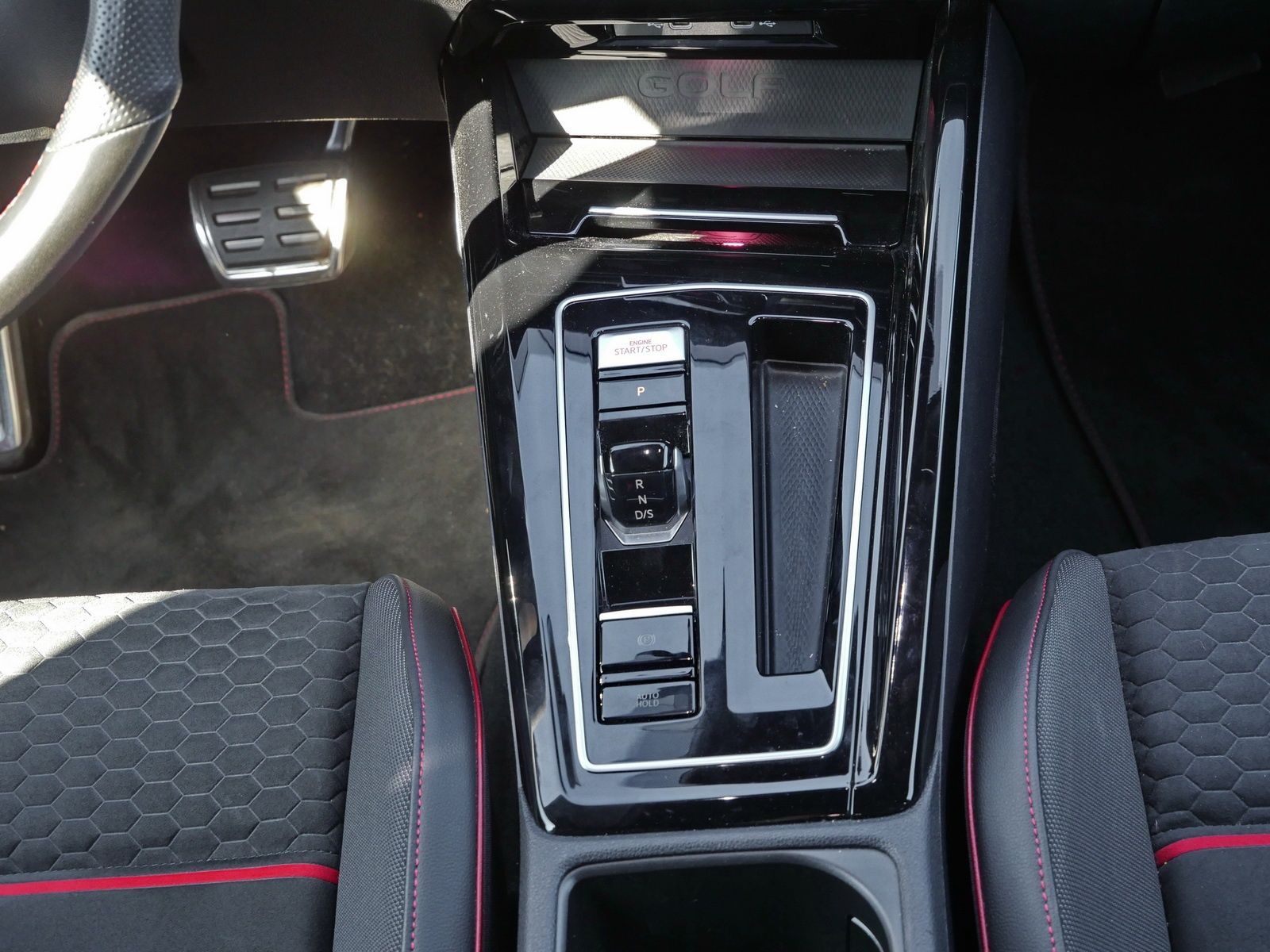 Volkswagen Golf - Bild 7