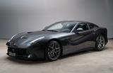Ferrari F12 Berlinetta - graue Ferrari F12