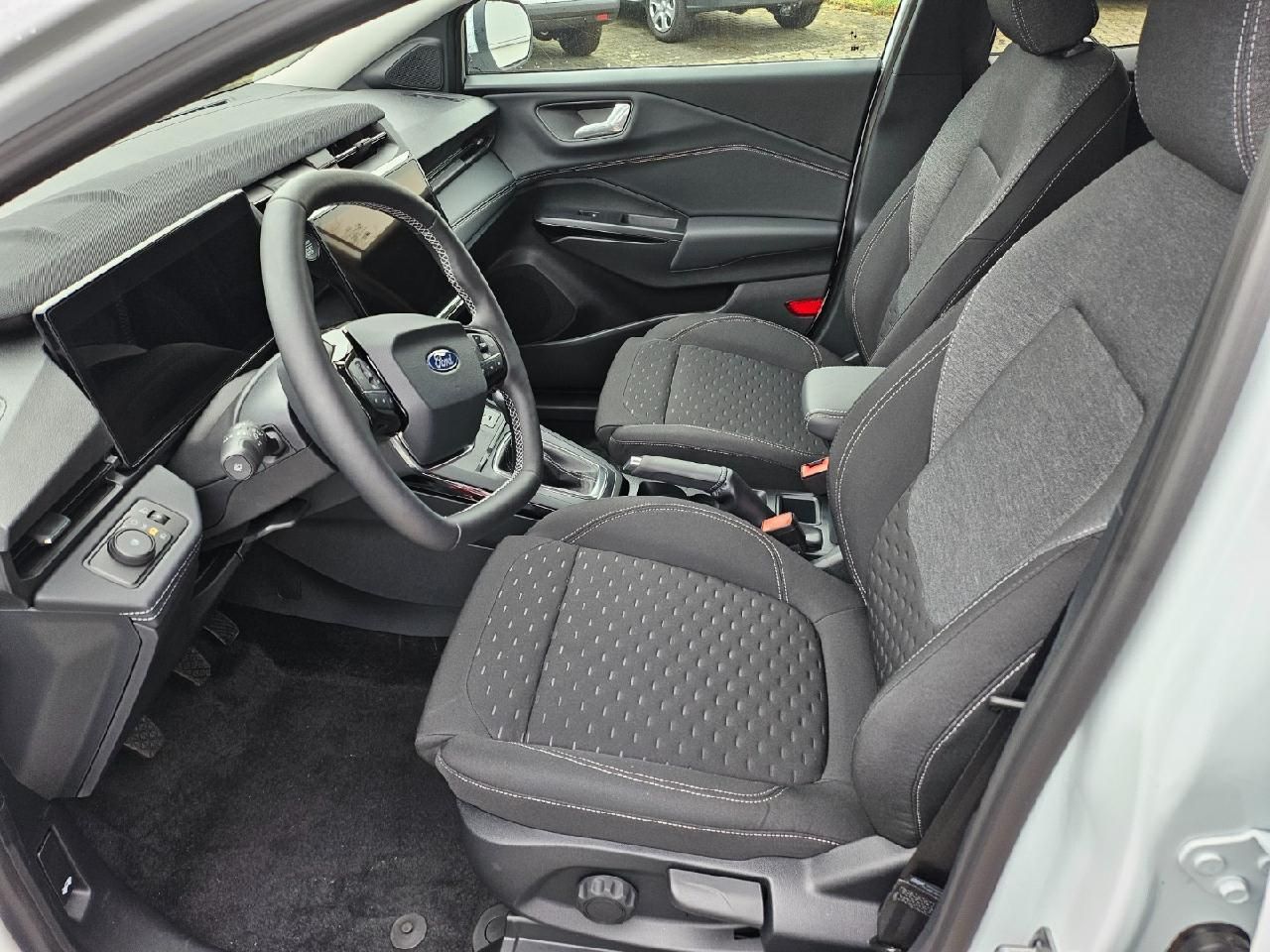 Fahrzeugabbildung Ford Puma Titanium