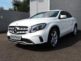 Mercedes-Benz GLA 180 URBAN 7G-DCT Standhzg COMAND - Mercedes-Benz GLA-Klasse Gebrauchtwagen in Stuttgart