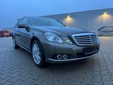 Mercedes-Benz E 220 E T-Modell E 220 CDI BlueEfficiency - Mercedes-Benz E 220: Cdi T Modell