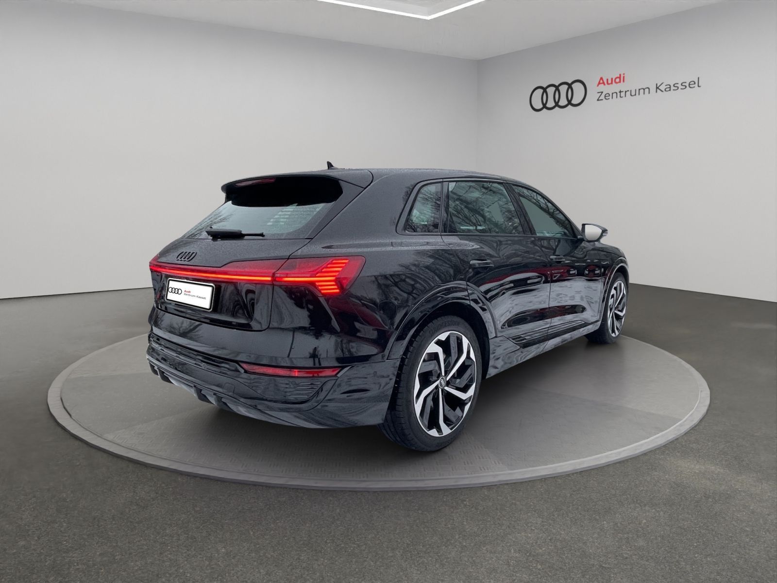 Audi Q8 e-tron - Bild 8