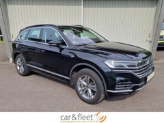 Fahrzeugabbildung Volkswagen Touareg Elegance 4Motion eHybrid Navi LED Leder