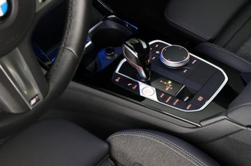BMW 118i Aut Sport Line M-Lenkrad DriveAssist RFK