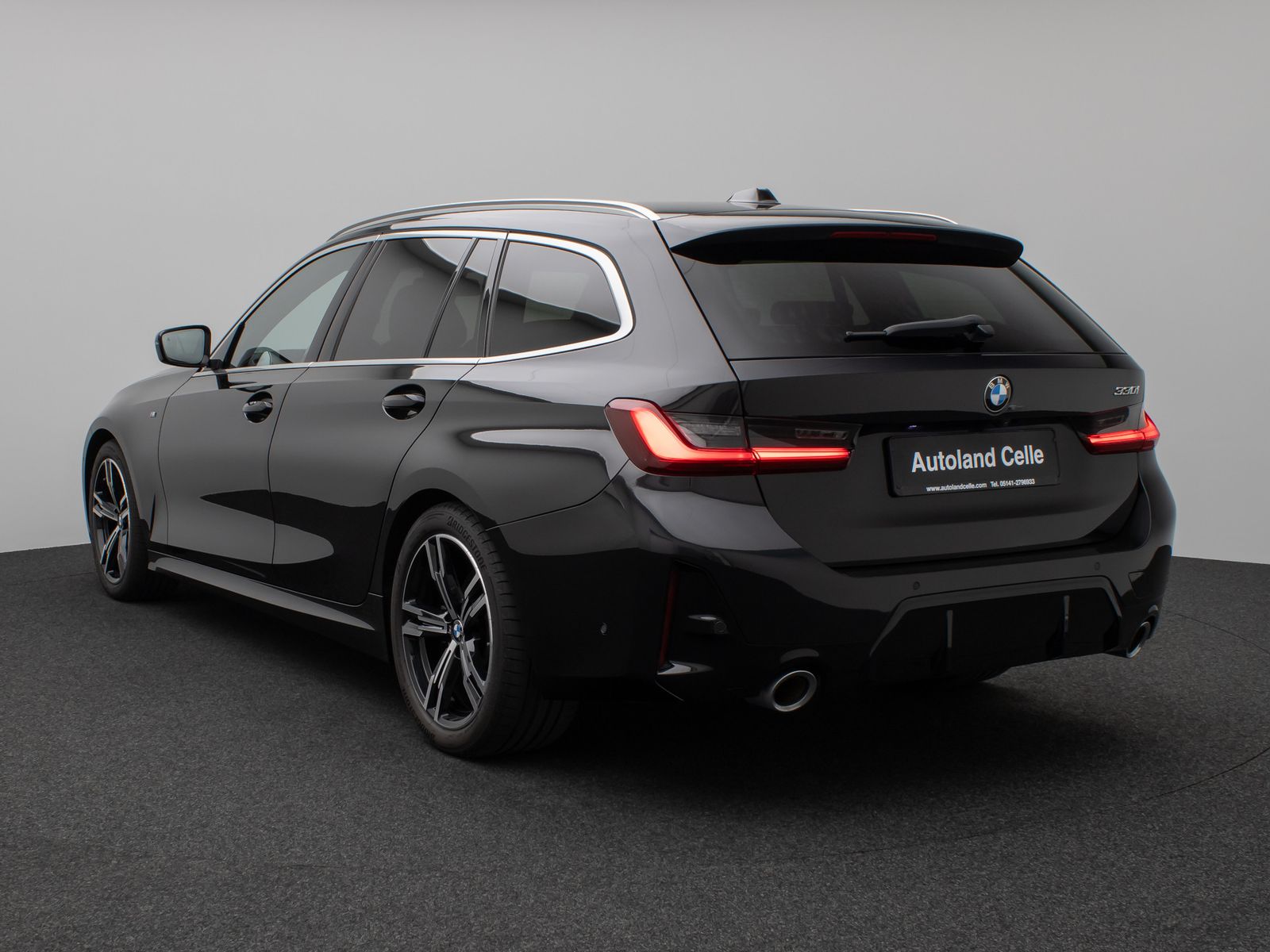 Fahrzeugabbildung BMW 330i M Sport Panorama Kamera DAB H/K DrivAssist