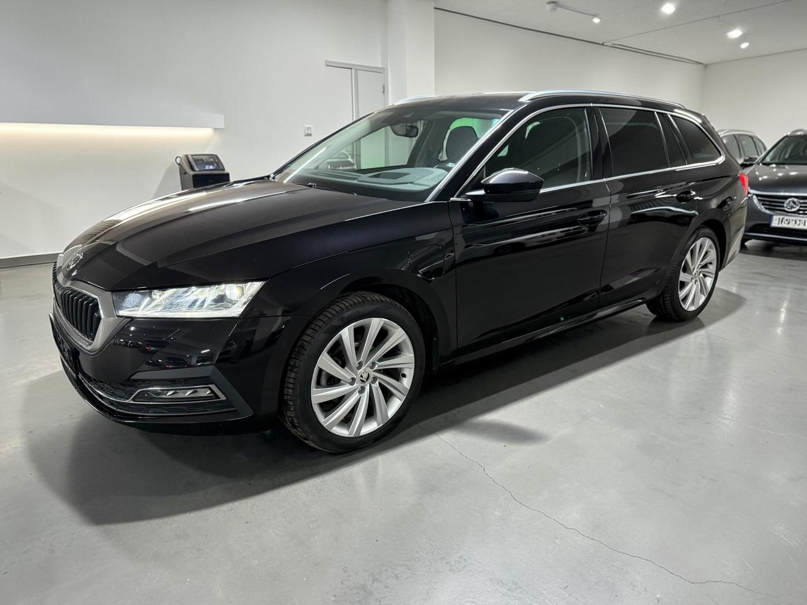 Skoda Octavia 1,4 DSG-VIRTUAL-HUD-KAMERA-ACC