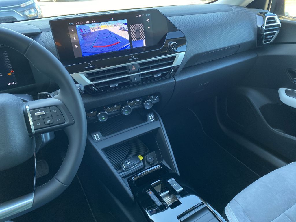 Fahrzeugabbildung Citroën C4 Hybrid 145 Automatik Max *Alcantara*Winterpak