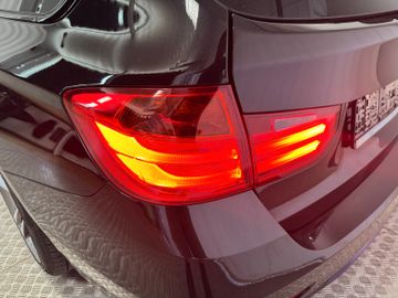 BMW 320 Touring AT Modern Line*Leder*AHK*Pano*