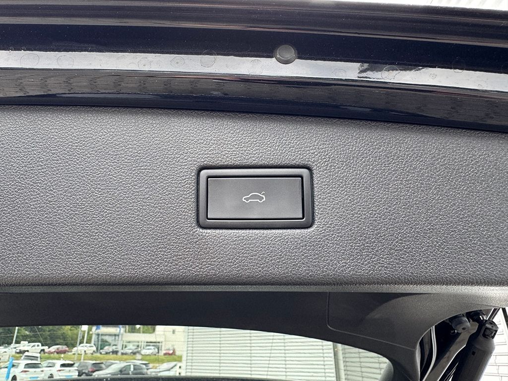 Tiguan Allspace 2.0 TDI DSG 4MOTION R-LINE*AHK*