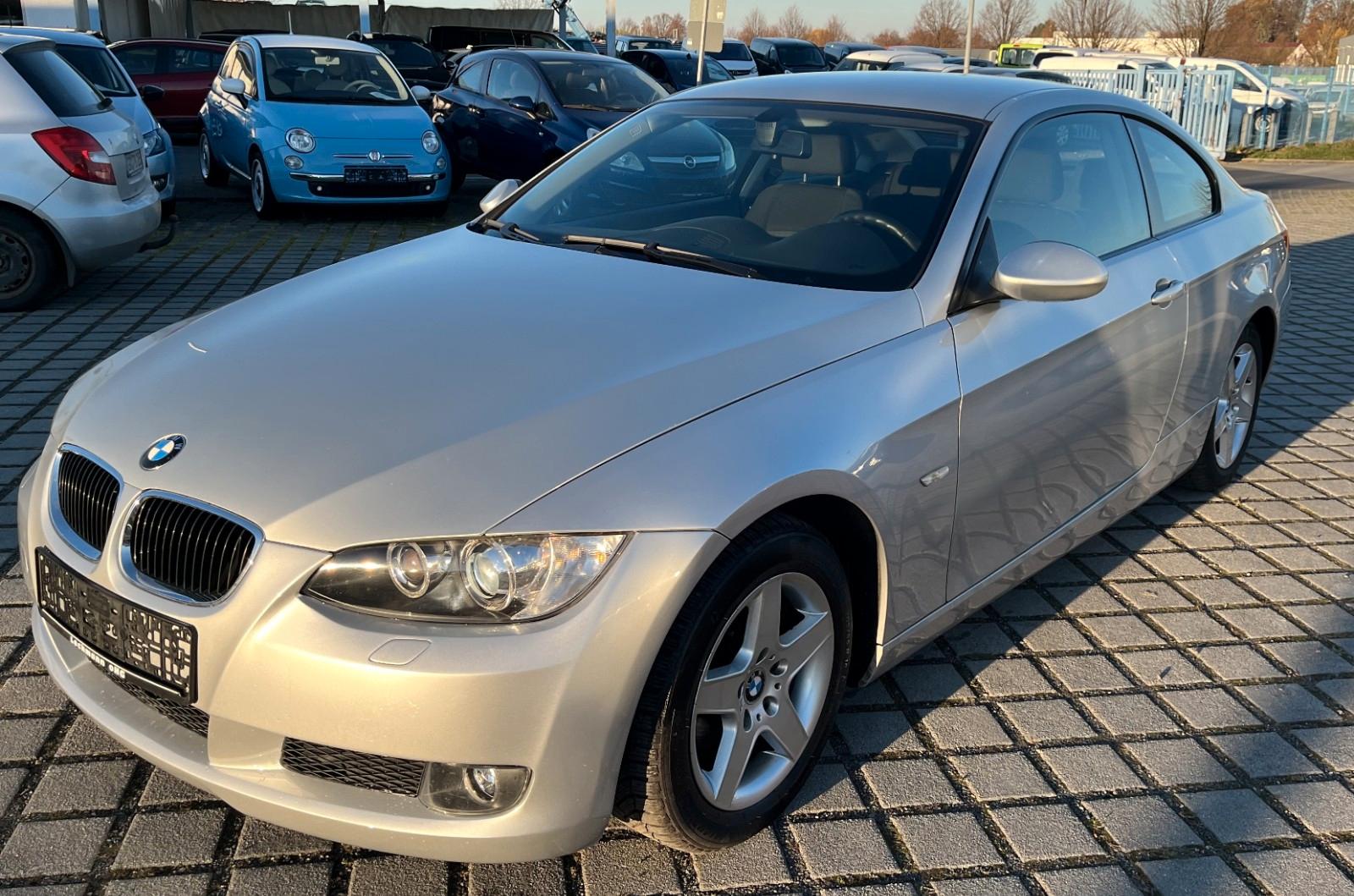 BMW 320i Coupé Bi-Xenon|SHZ|Navi