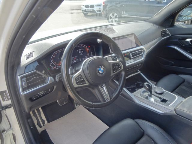 Fahrzeugabbildung BMW 330d xDrive M Sport/1.Hd/LED/Virtual/AHK/