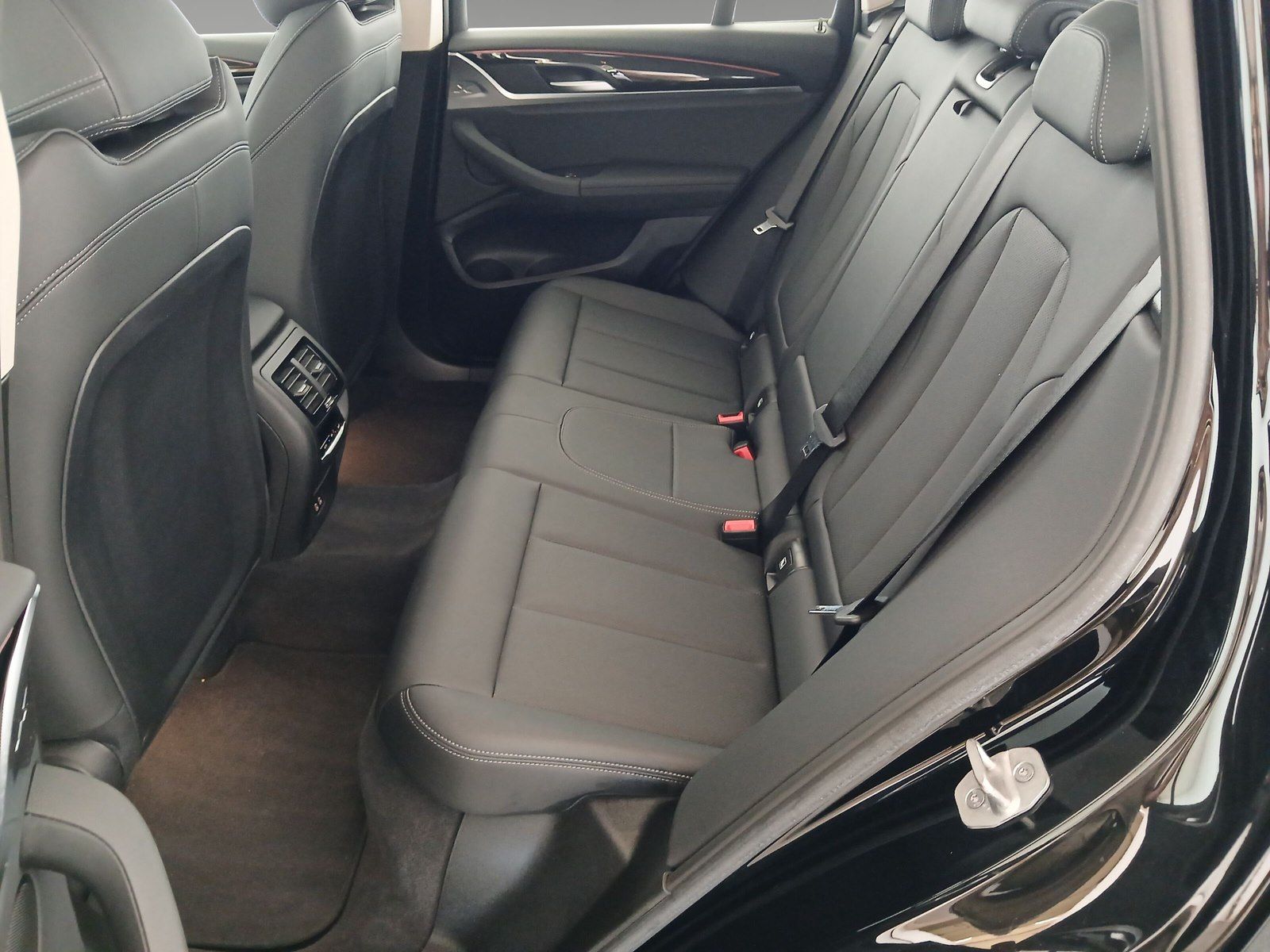 BMW X3 xDrive20d AHK LiveCockpitProf Kamera HiFi foto 11