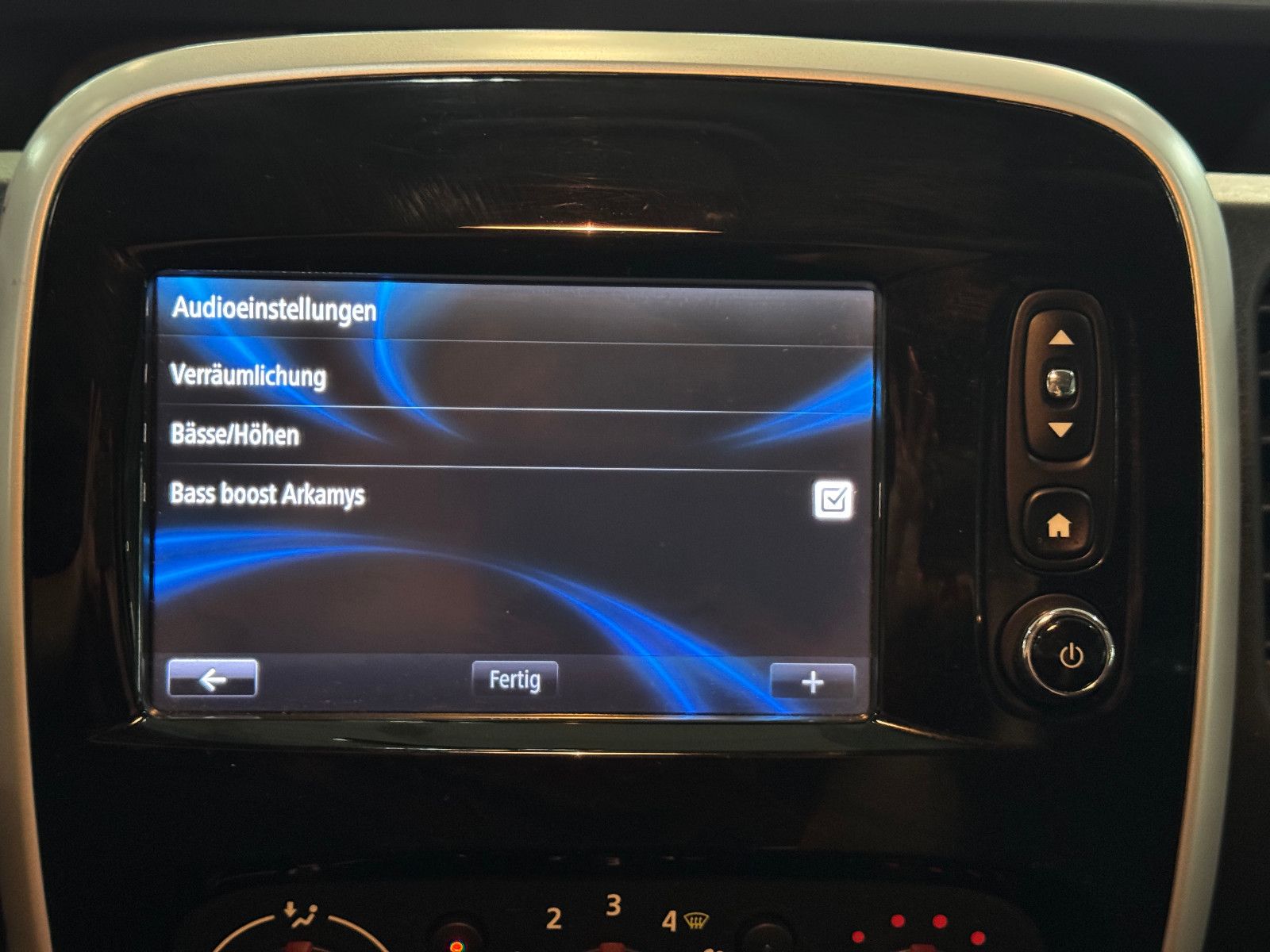Fahrzeugabbildung Renault Trafic 1.6 DCI EXPRESSION 9-SITZER CAMPER STHDHZ
