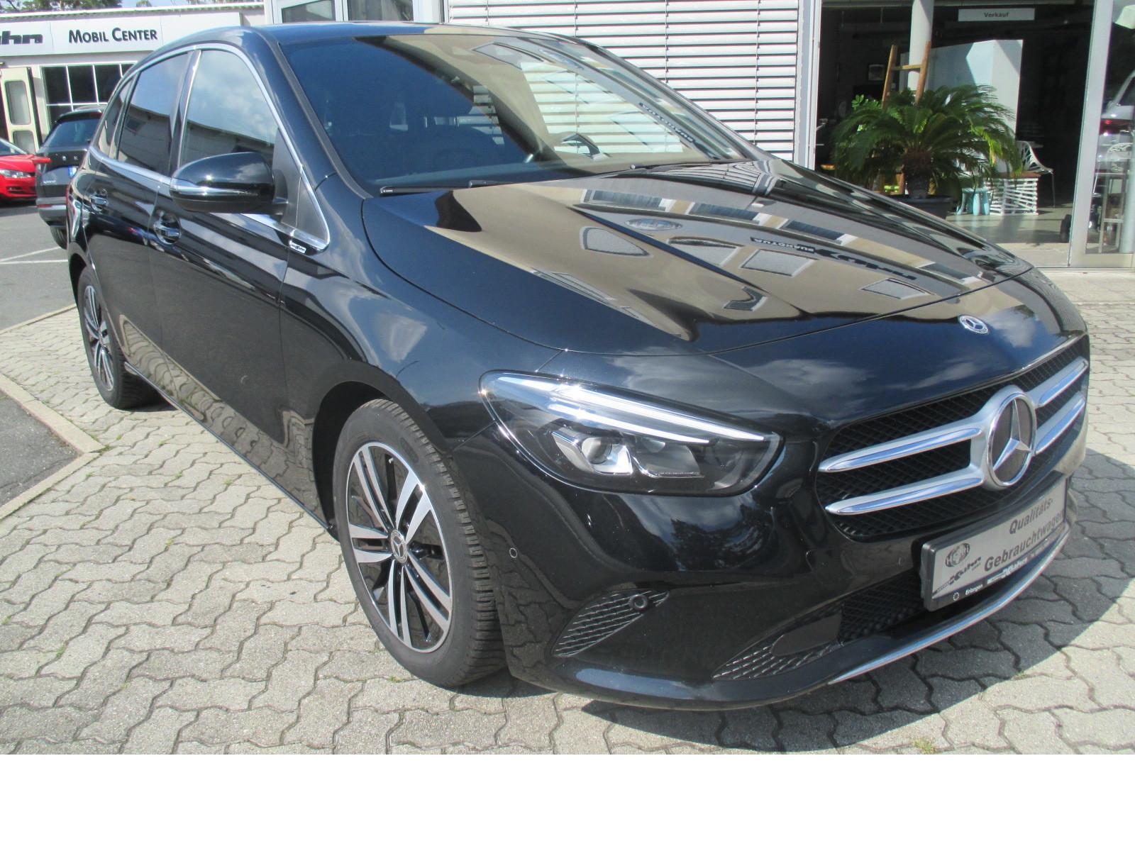 Mercedes-Benz B 180 DCT-7 Prog. LED/ Navi/ Side/ Pano/ Leder/ 